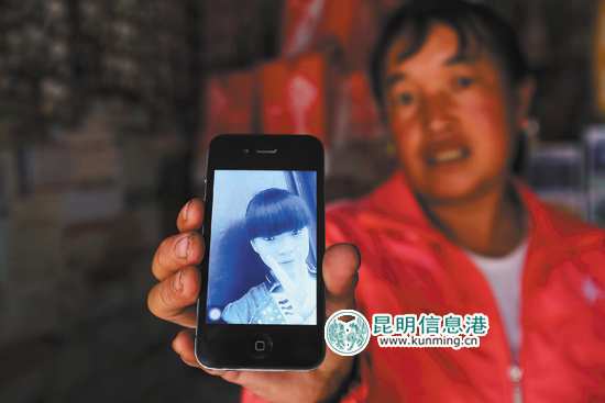 谢某失联11天,父母心急如焚,如果你在街上遇到她,请速与本报联系 首席记者张玉杰/摄