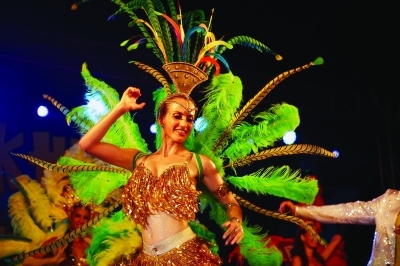 天目湖水世界360°玩水high翻一夏